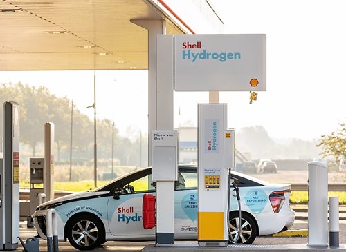 Shell shuts key hydrogen vehicle sites